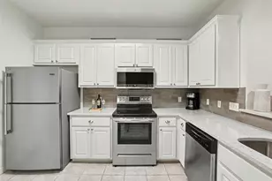 11603 Ladera Vista Dr, Austin, TX 78759 - Photo 10