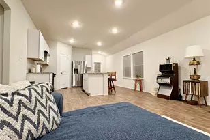2952 Panther Spg, New Braunfels, TX 78130 - Photo 4