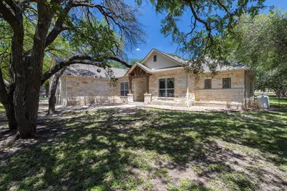 2721 County Road 258, Liberty Hill, TX 78642 - Photo 2