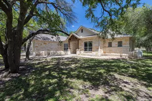 2721 Co Rd 258, Liberty Hill, TX 78642 - Photo 2