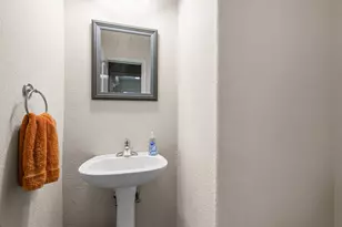 2721 Co Rd 258, Liberty Hill, TX 78642 - Photo 24