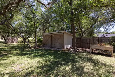 2721 County Road 258, Liberty Hill, TX 78642 - Photo 30