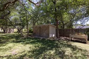2721 Co Rd 258, Liberty Hill, TX 78642 - Photo 30