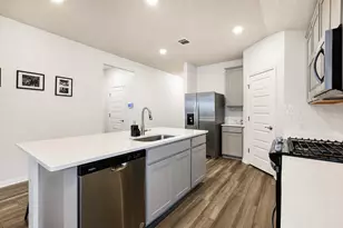 1100 View Dr, Georgetown, TX 78628 - Photo 10