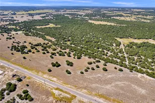 238 Rolling Hls Dr, Lampasas, TX 76550 - Photo 4