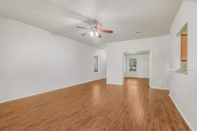 2334 Vernell Way, Round Rock, TX 78664 - Photo 4