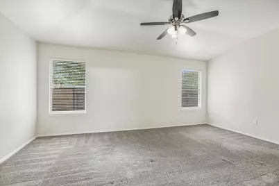 2334 Vernell Way, Round Rock, TX 78664 - Photo 12