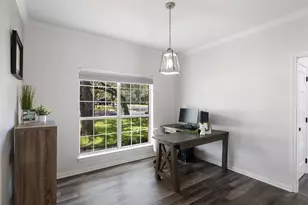 10707 Beckwood Dr, Austin, TX 78726 - Photo 4
