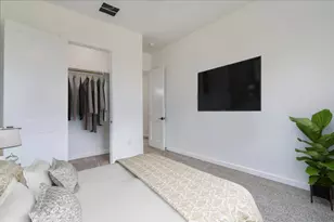 126 Lourdes Ct, Dripping Springs, TX 78620 - Photo 18