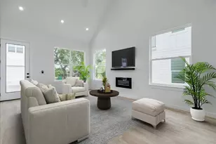 126 Lourdes Ct, Dripping Springs, TX 78620 - Photo 8