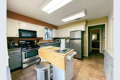 1807 Michael Wayne Drive, Austin, TX 78728 - Photo 4