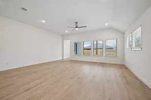 112 Melrose St, Hutto, TX 78634 - Photo 8