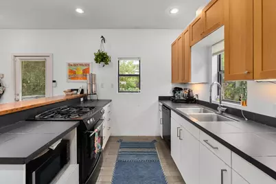 2113 Thornton Road, Austin, TX 78704 - Photo 4