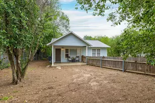 2113 Thornton Rd, Austin, TX 78704 - Photo 16