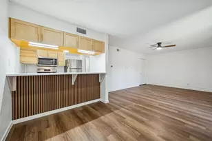 7801 Shoal Creek Blvd, Austin, TX 78757 - Photo 8