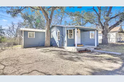 908 Tank Street, Lockhart, TX 78644 - Photo 1