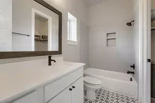 7901 Gilwice Ln, Austin, TX 78744 - Photo 18