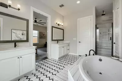 7901 Gilwice Lane, Austin, TX 78744 - Photo 14