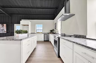 261 Co Rd 423, Taylor, TX 76574 - Photo 16