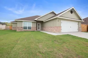 817 Coke Rd, Burnet, TX 78611 - Photo 2