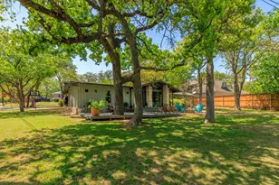 202 Tanglewood Dr, Fredericksburg, TX 78624 - Photo 22