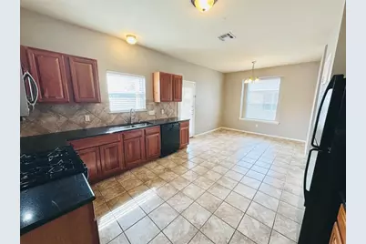 1709 McClannahan Drive, Austin, TX 78748 - Photo 10