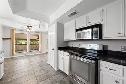 3303 Sanderling Trail, Austin, TX 78746 - Photo 14