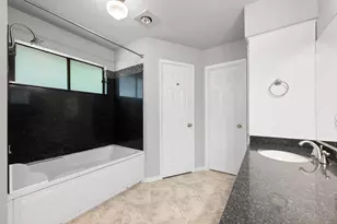 3303 Sanderling Trail, Austin, TX 78746 - Photo 16