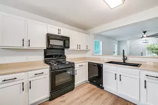 3409 Sand Dunes Ave, Austin, TX 78744 - Photo 8
