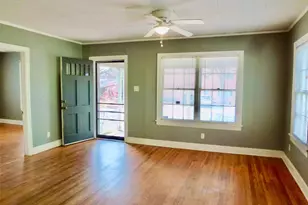 1408 W 39th 1/2 St, Austin, TX 78756 - Photo 14