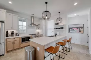 5406 Downs Dr, Austin, TX 78721 - Photo 4