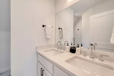5406 Downs Drive #2, Austin, TX 78721 - Photo 18