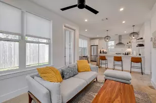 5406 Downs Dr, Austin, TX 78721 - Photo 12