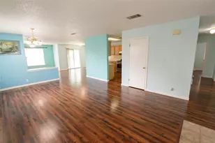 9705 Dalewood Dr, Austin, TX 78729 - Photo 18