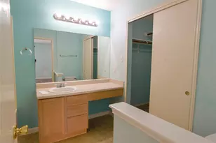 9705 Dalewood Dr, Austin, TX 78729 - Photo 16