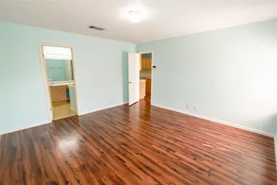 9705 Dalewood Drive, Austin, TX 78729 - Photo 4
