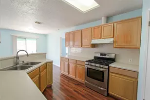 9705 Dalewood Dr, Austin, TX 78729 - Photo 14