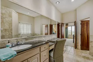 4806 Creek Meadow Cove, Spicewood, TX 78669 - Photo 16