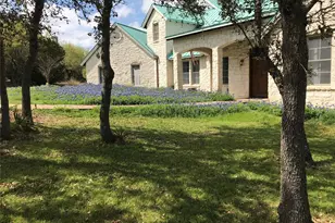 4806 Creek Meadow Cove, Spicewood, TX 78669 - Photo 4