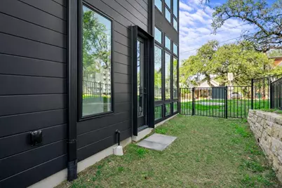 219 Lessin Lane #10A, Austin, TX 78704 - Photo 28