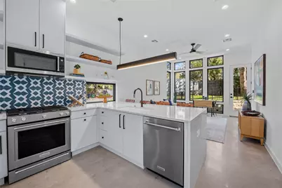 219 Lessin Lane #10A, Austin, TX 78704 - Photo 4