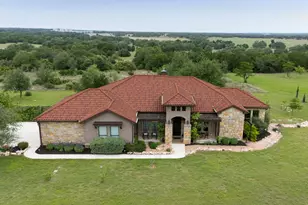 128 Strada Luca, Florence, TX 76527 - Photo 1