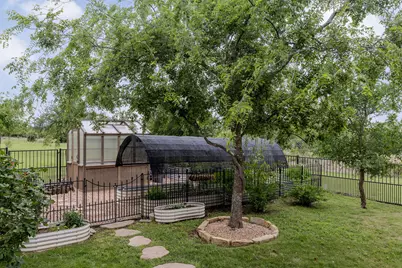 128 Strada Luca, Florence, TX 76527 - Photo 36