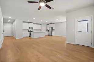 5107 Lemon Tree Path, Austin, TX 78723 - Photo 4