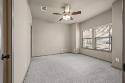 263 Cleveland, Kyle, TX 78640 - Photo 4