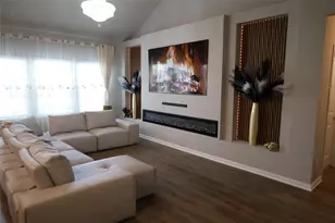 323 Windy Reed Rd, Hutto, TX 78634 - Photo 8