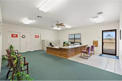 409 Mallard Lane, Taylor, TX 76574 - Photo 10