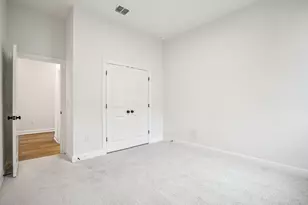 581 Treadwell Ln, Kyle, TX 78640 - Photo 16