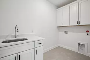 581 Treadwell Ln, Kyle, TX 78640 - Photo 18