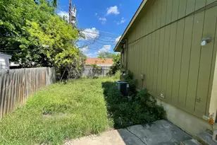 2001 Magnolia Dr, Round Rock, TX 78664 - Photo 8